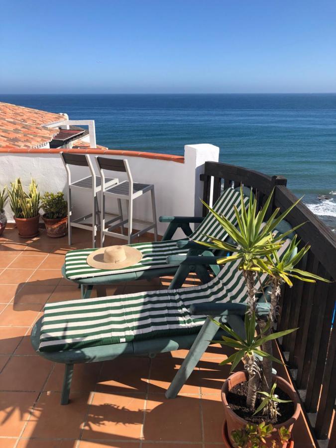 Beachfront Penthouse Apartment With Large Terrace And Breathtaking Sea Views Close To Marbella Spain Sitio de Calahonda 외부 사진